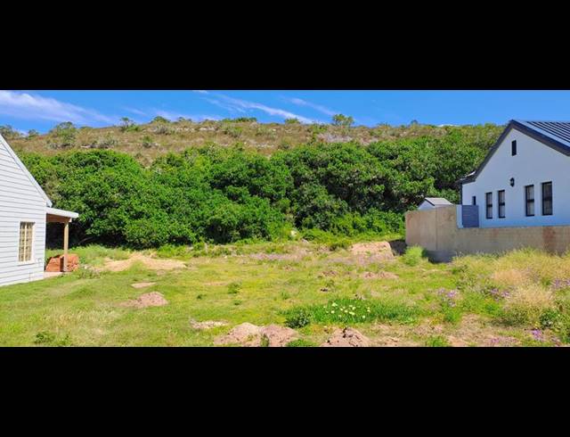 LAND FOR SALE IN STILBAAI-WES